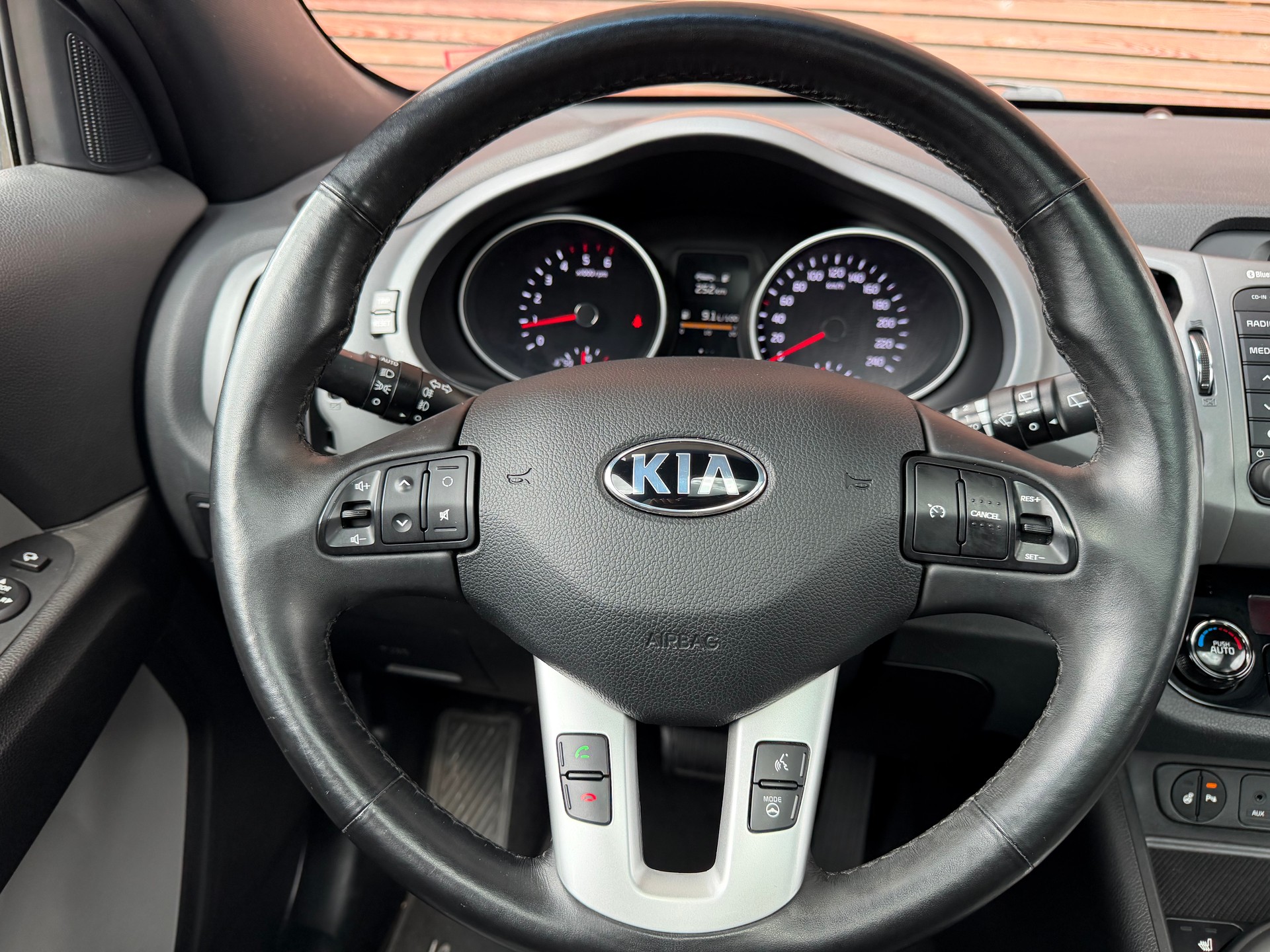 KIA Platinum Edition-image-6