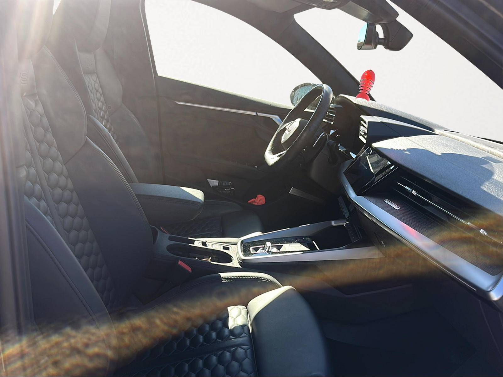AUDI RS3 Sportback 2.5 TSI quattro S-tronic-image-8