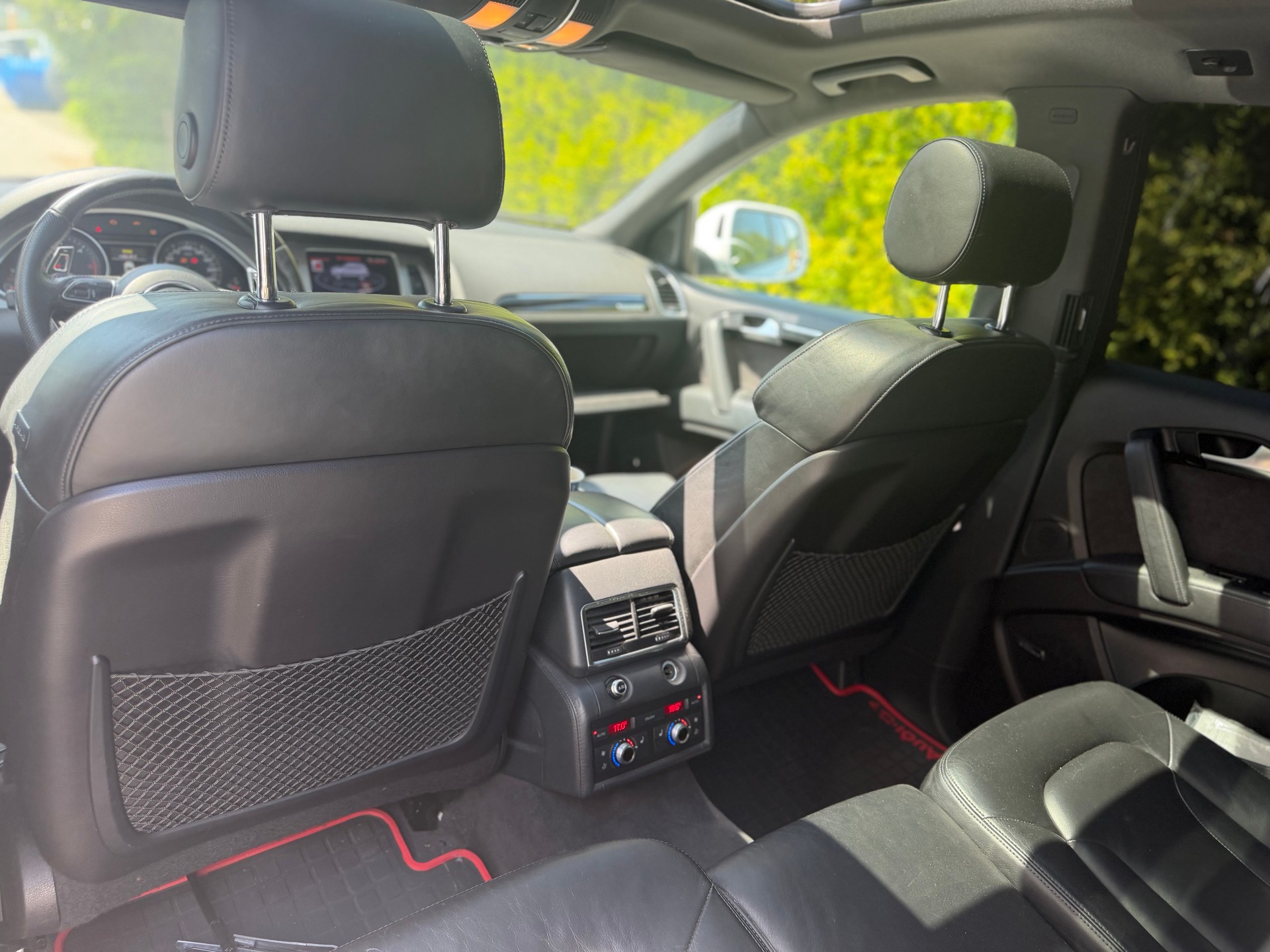 AUDI Q7 4.2 TDI quattro tiptronic 7 Plätze-image-7