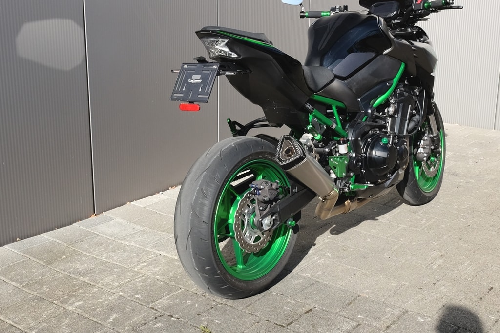 KAWASAKI Z 900-showroom-element-2