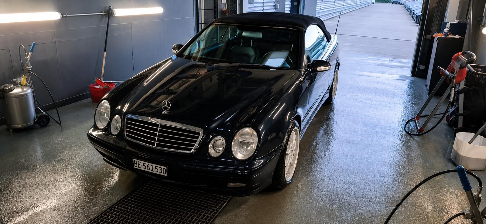 MERCEDES-BENZ CLK 430 V8