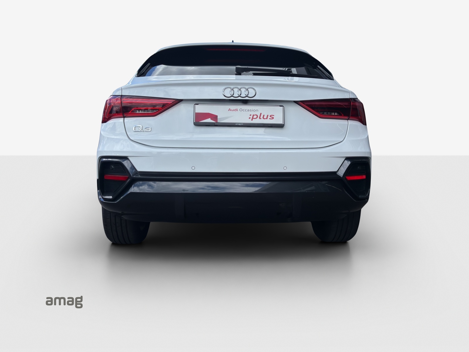 AUDI Q3 Sportback 35 TFSI Attraction S-tronic-image-3