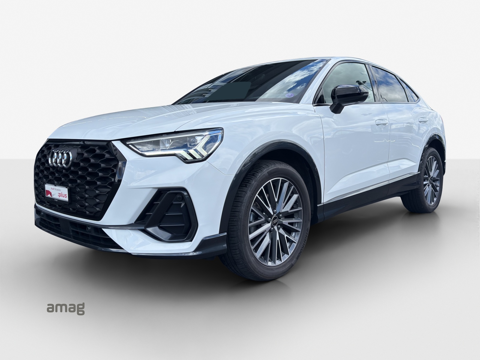 AUDI Q3 Sportback 35 TFSI Attraction S-tronic-image-0
