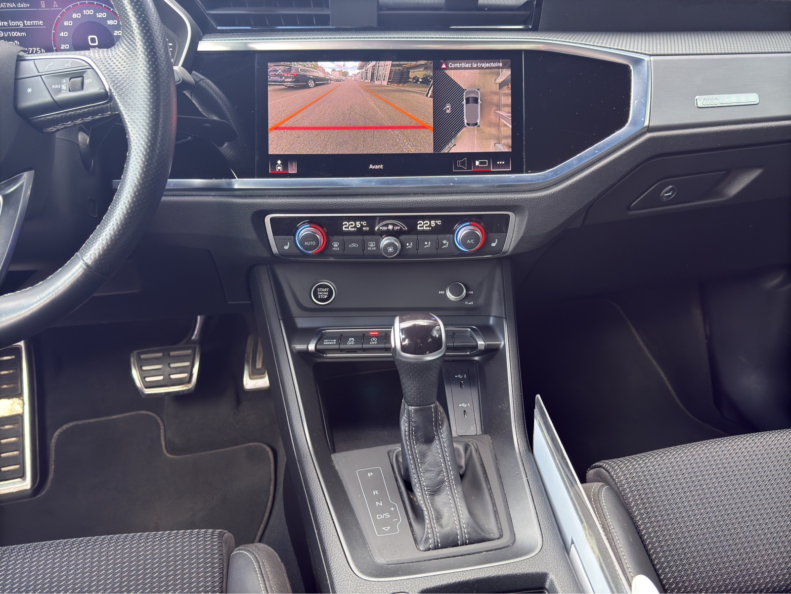 AUDI Q3 Sportback 35 TFSI Attraction S-tronic-image-10