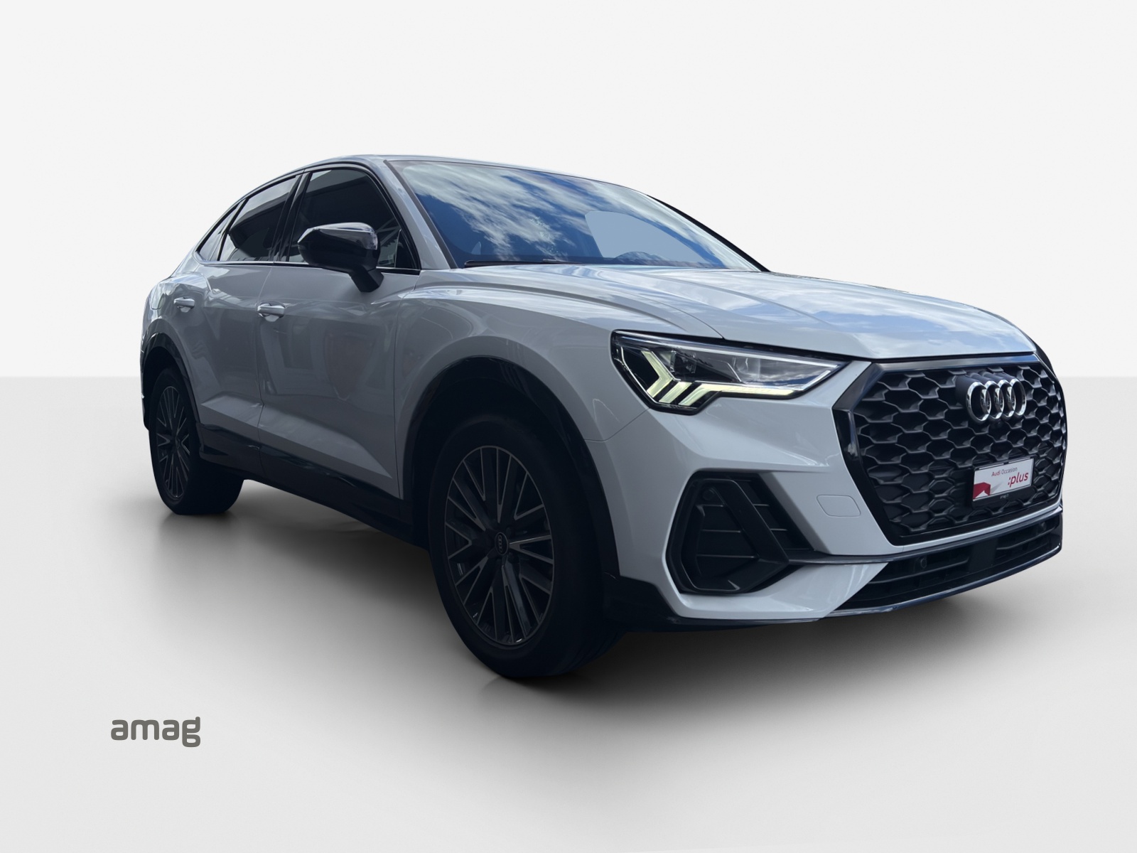 AUDI Q3 Sportback 35 TFSI Attraction S-tronic-image-5