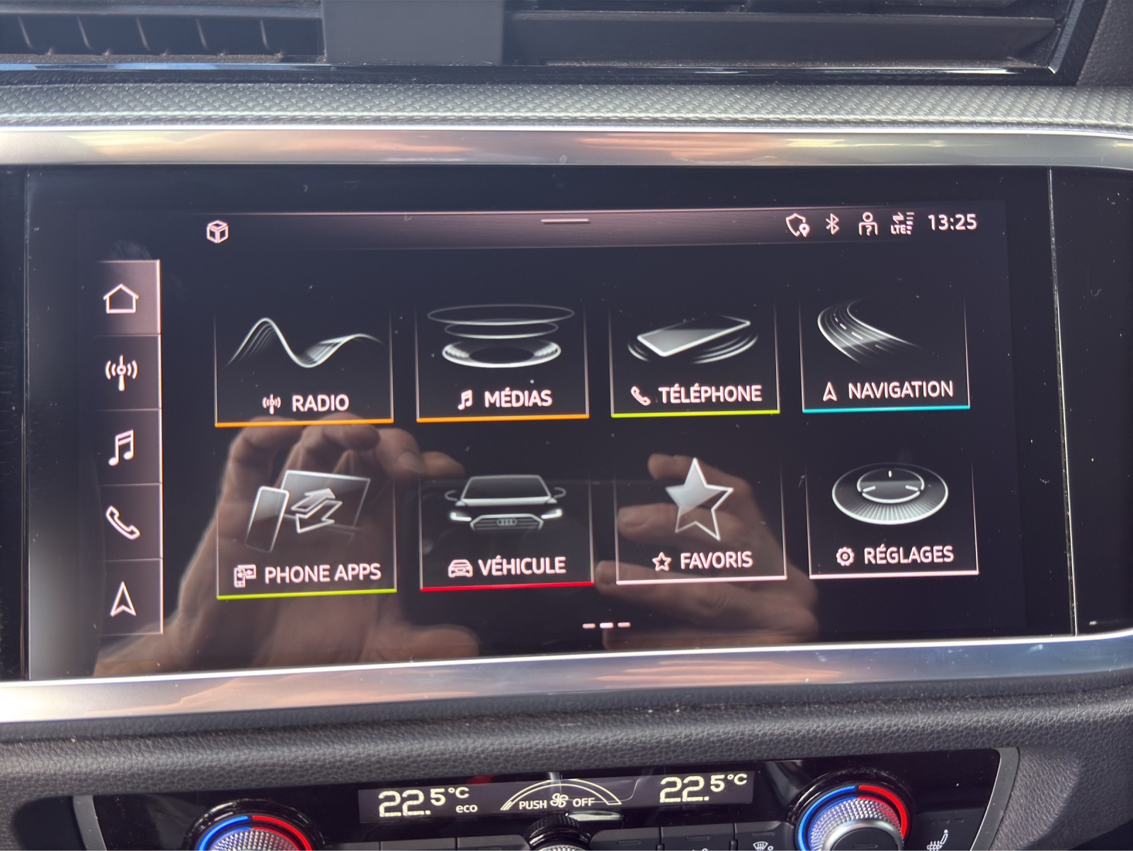 AUDI Q3 Sportback 35 TFSI Attraction S-tronic-image-15