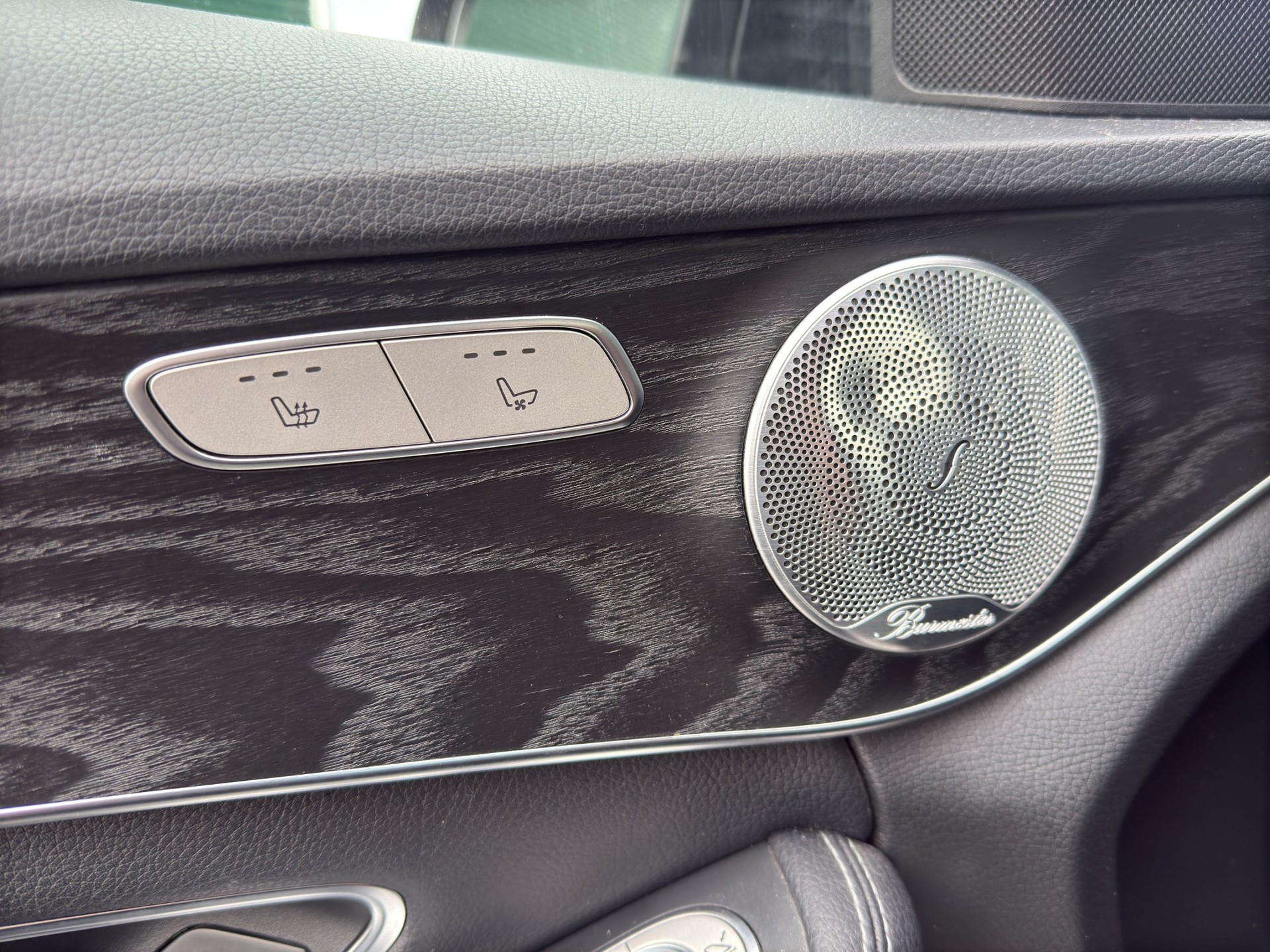 MERCEDES-BENZ C 250 d Swiss Star AMG Line 4Matic 9G-Tronic-image-16