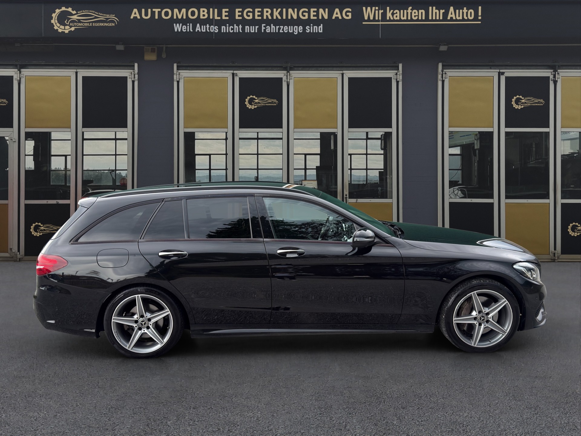 MERCEDES-BENZ C 250 d Swiss Star AMG Line 4Matic 9G-Tronic-image-3