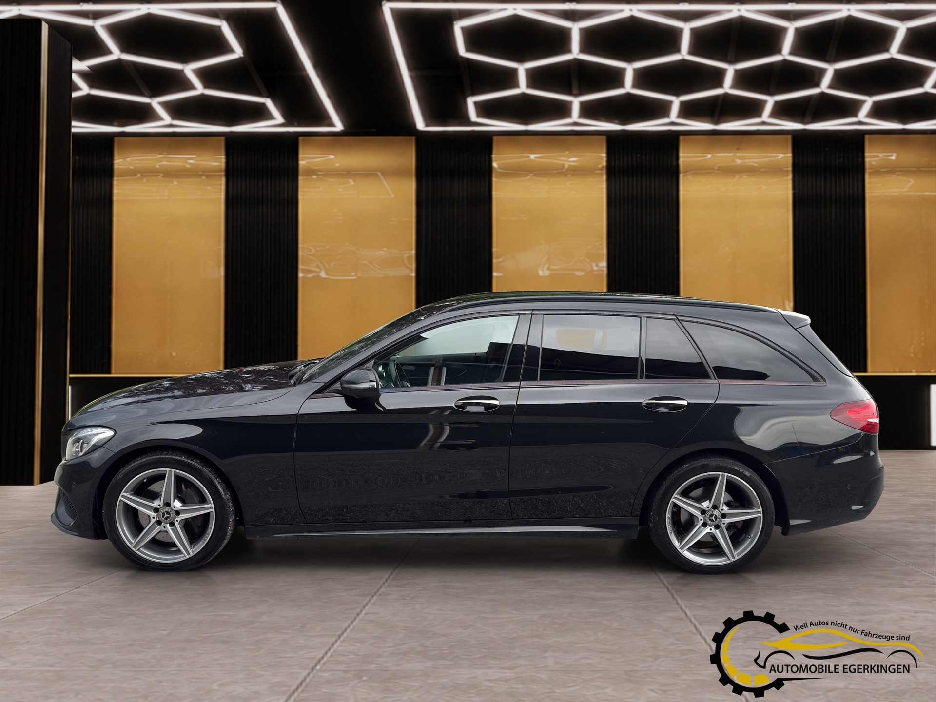 MERCEDES-BENZ C 250 d Swiss Star AMG Line 4Matic 9G-Tronic-image-7