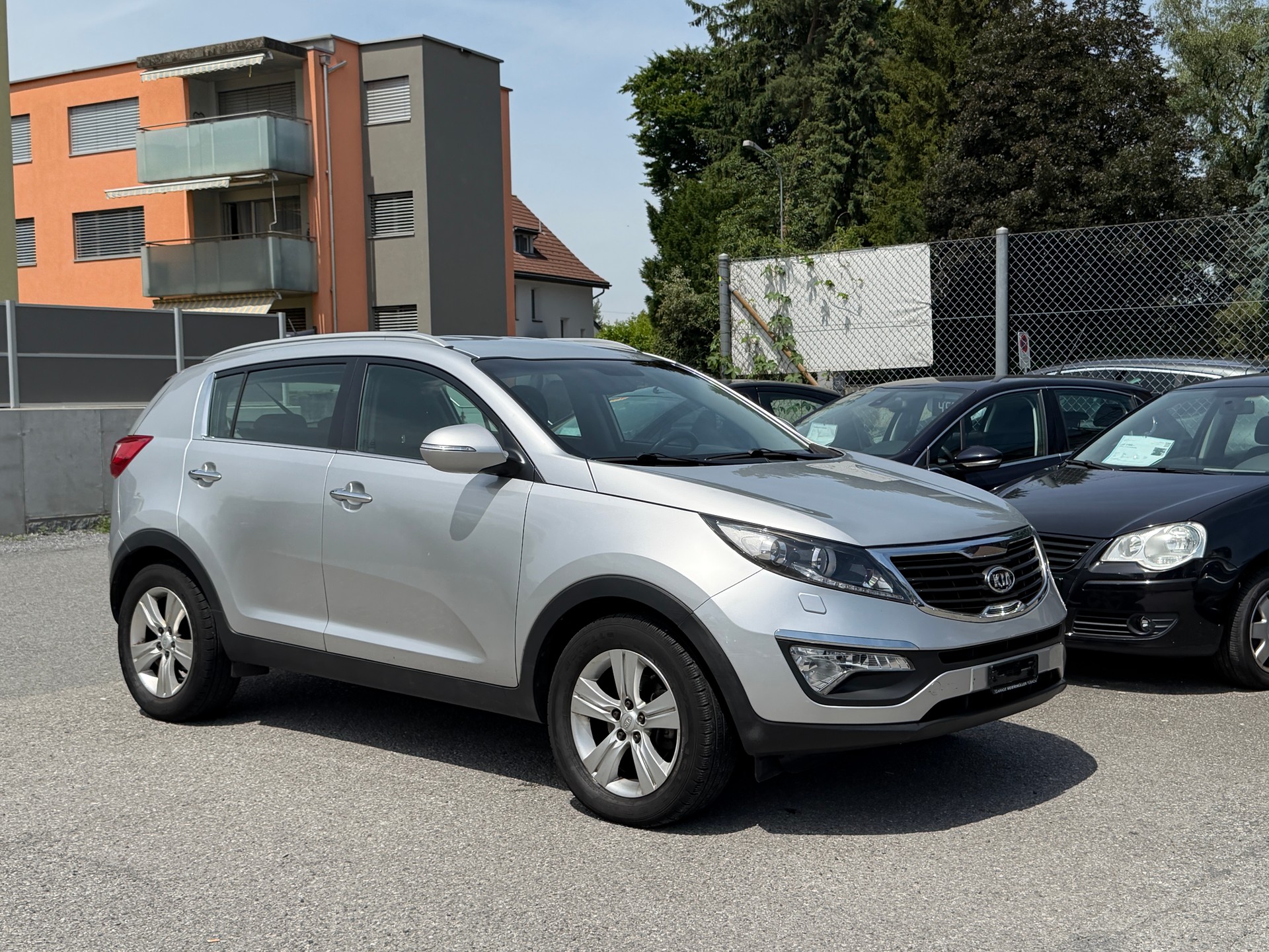 KIA Sportage 2.0 Style 2WD Automatic-image-4