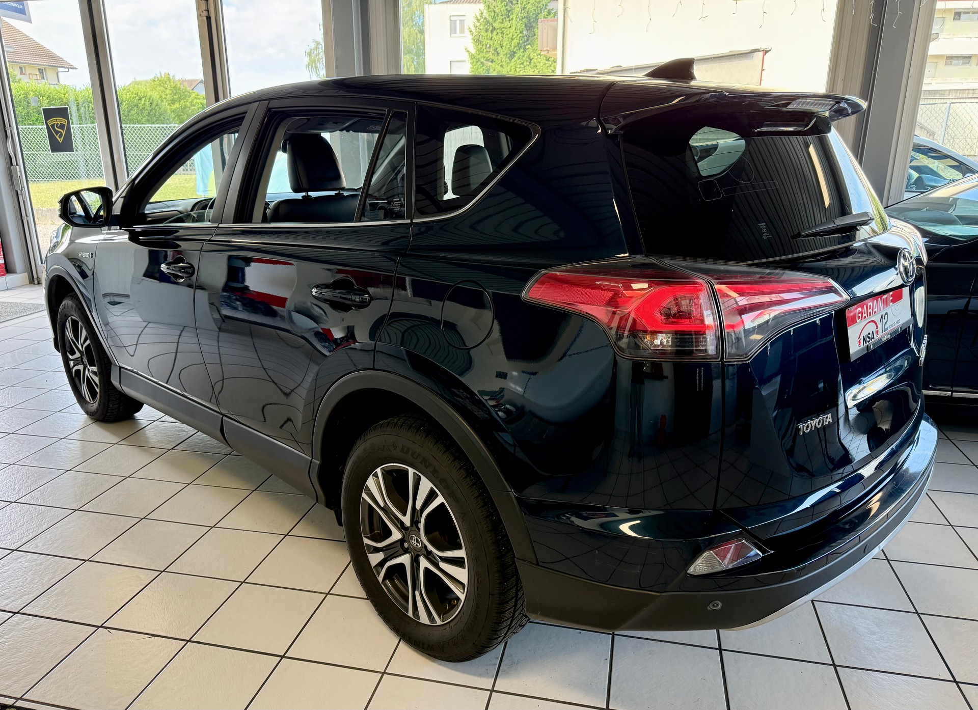 TOYOTA RAV-4 2.5 HSD Premium e-CVT-image-8