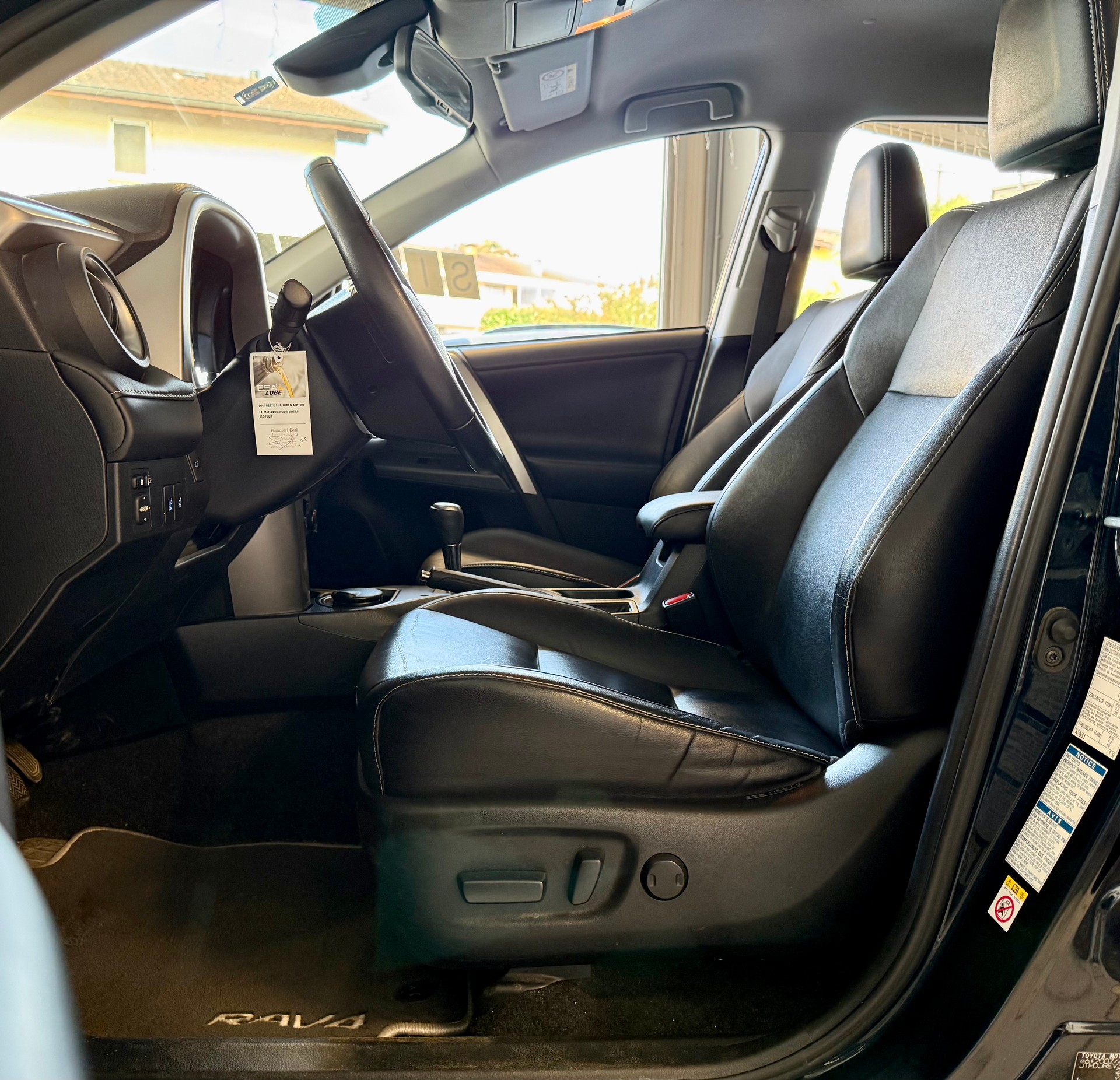 TOYOTA RAV-4 2.5 HSD Premium e-CVT-image-12
