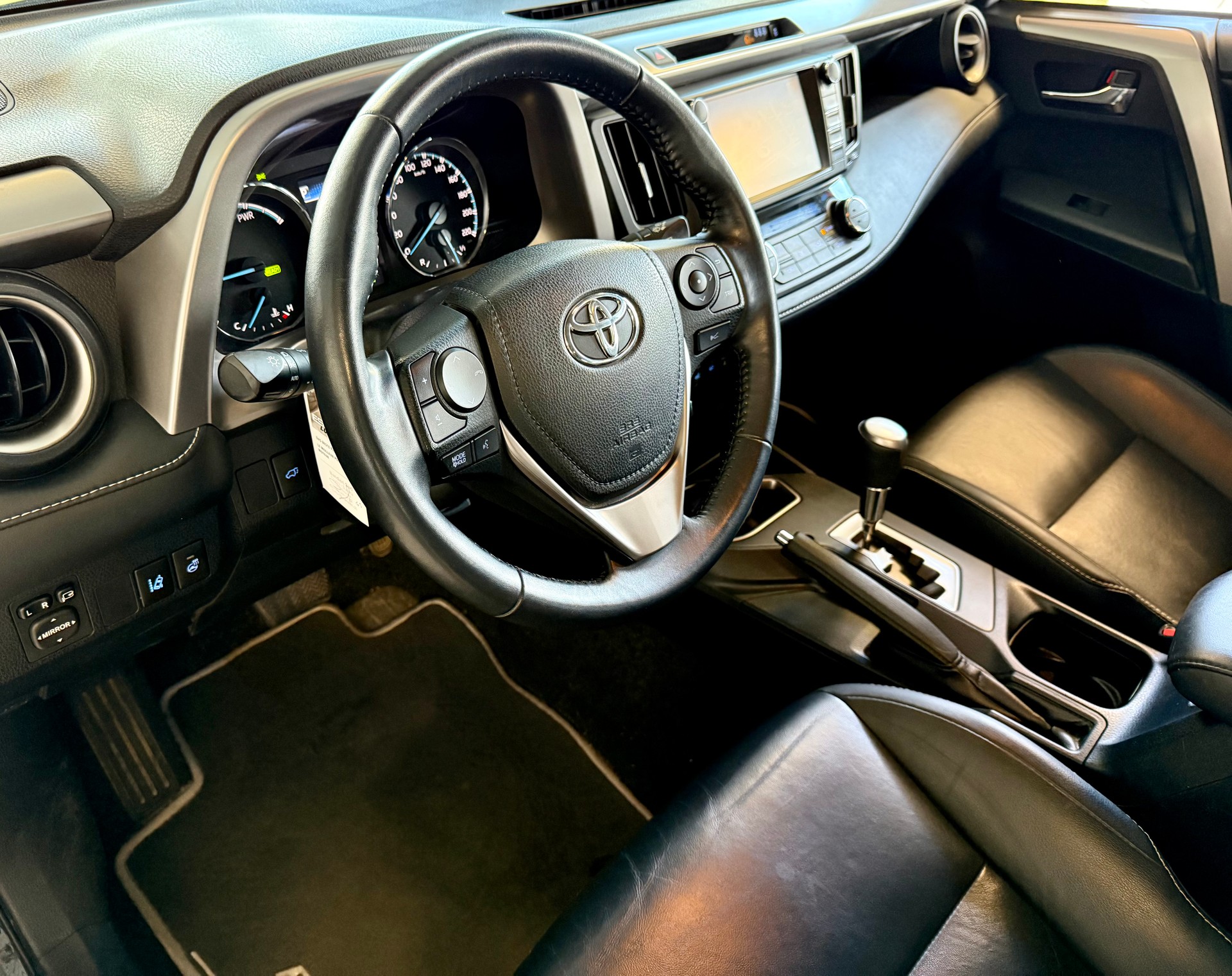 TOYOTA RAV-4 2.5 HSD Premium e-CVT-image-13