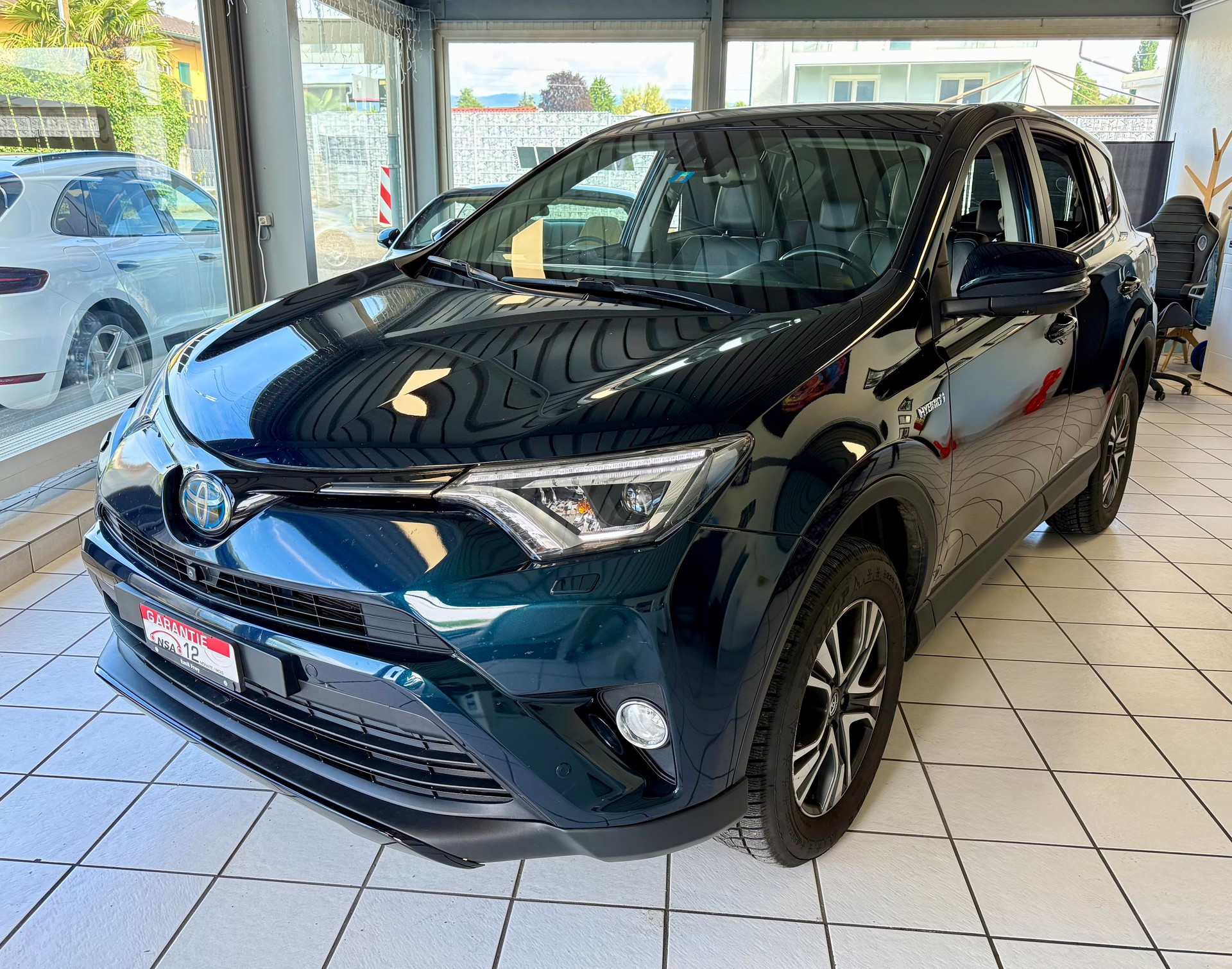 TOYOTA RAV-4 2.5 HSD Premium e-CVT-image-3
