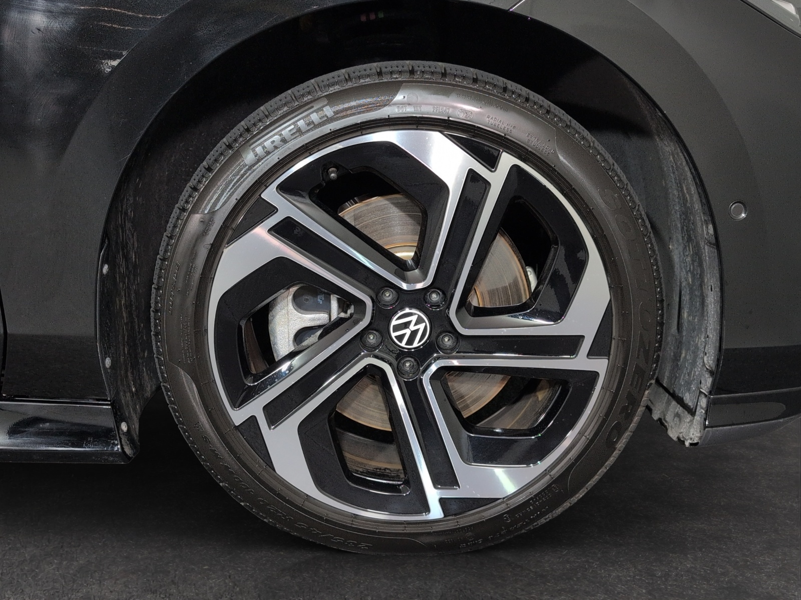 VW ID.7 Tourer GTX 86 kWh GTX 4 Motion-image-4