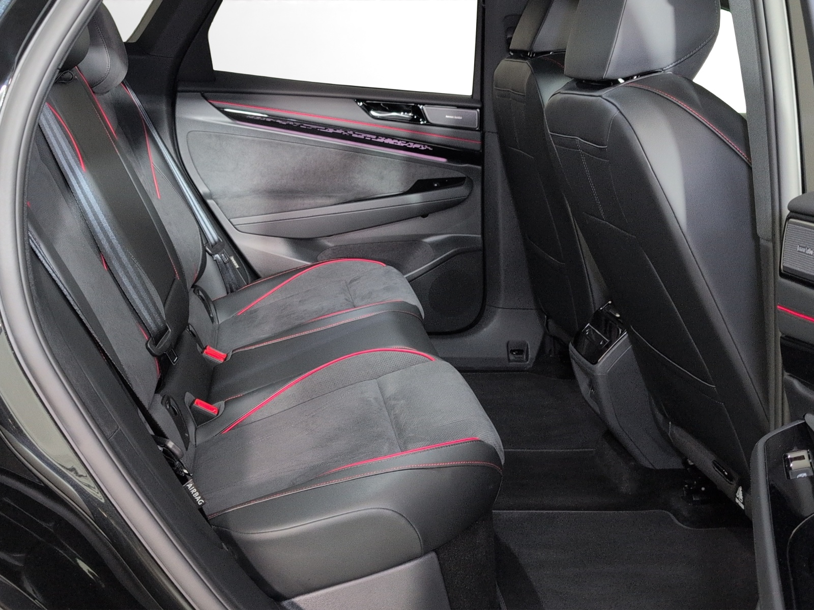 VW ID.7 Tourer GTX 86 kWh GTX 4 Motion-image-8