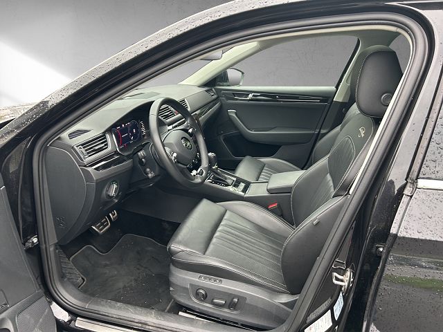 SKODA Superb Combi 2.0 TDi L&K 4x4 DSG-image-6
