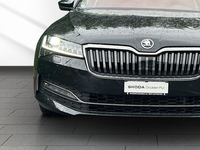 SKODA Superb Combi 2.0 TDi L&K 4x4 DSG-image-4