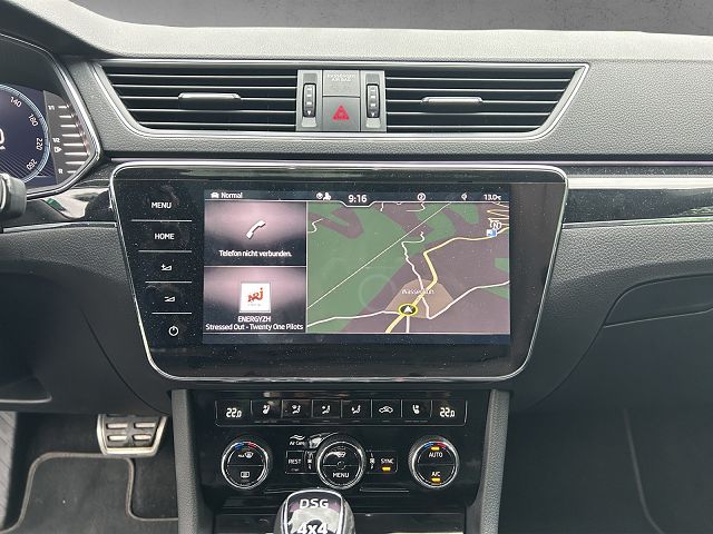 SKODA Superb Combi 2.0 TDi L&K 4x4 DSG-image-11