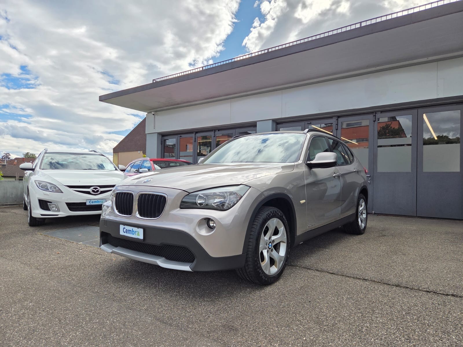 BMW X1 xDrive 18d Steptronic-image-0
