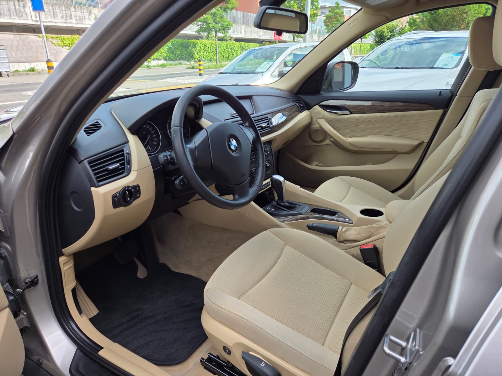 BMW X1 xDrive 18d Steptronic-image-8