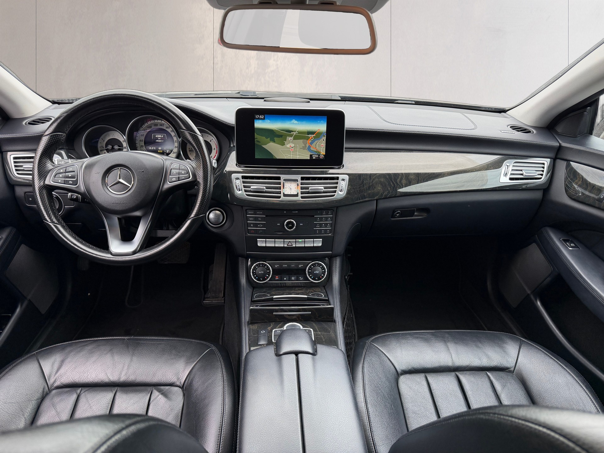 MERCEDES-BENZ CLS Shooting Brake 250 BlueTEC 4Matic 7G-Tronic-image-10