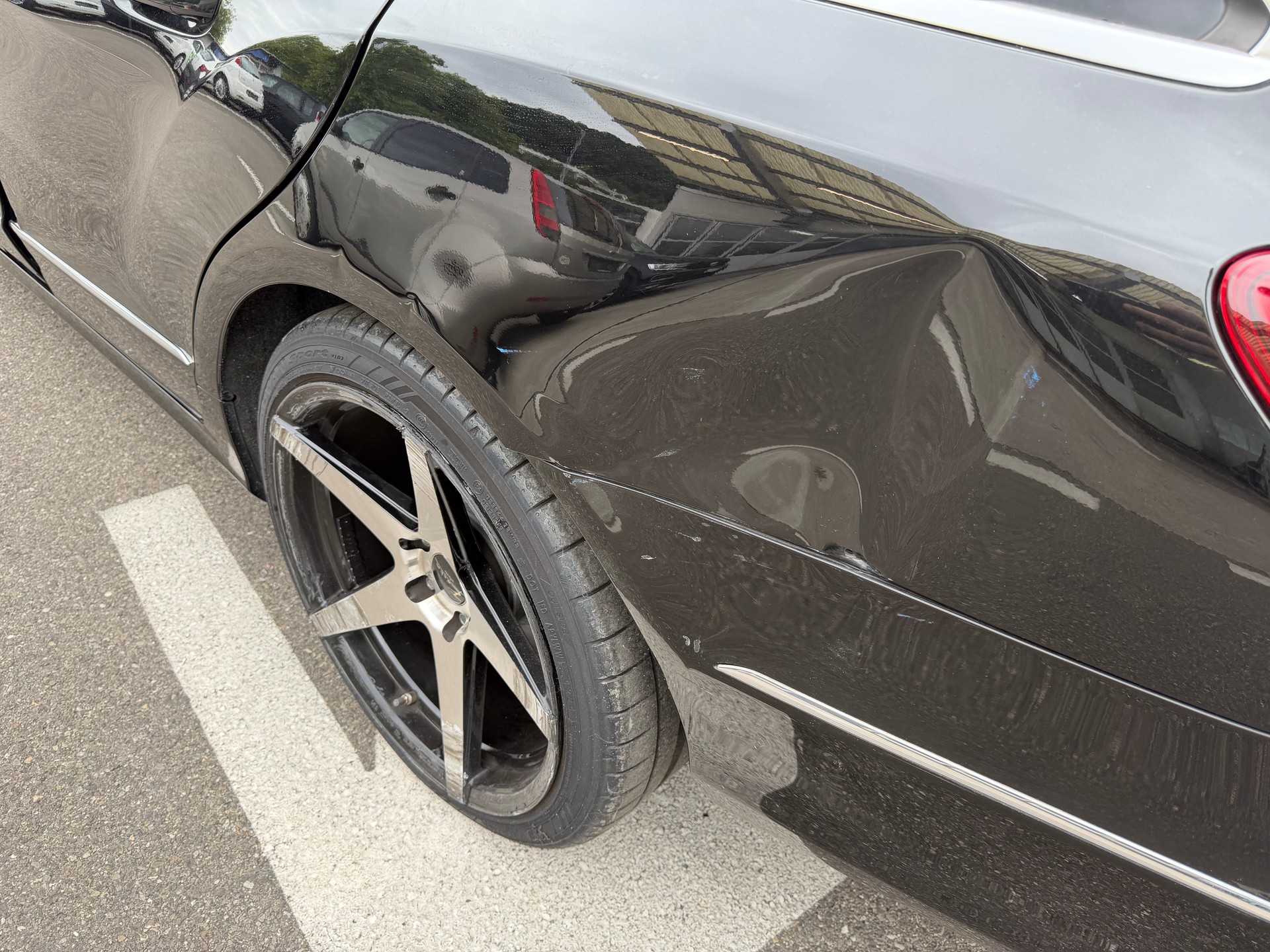 MERCEDES-BENZ CLS Shooting Brake 250 BlueTEC 4Matic 7G-Tronic-image-9
