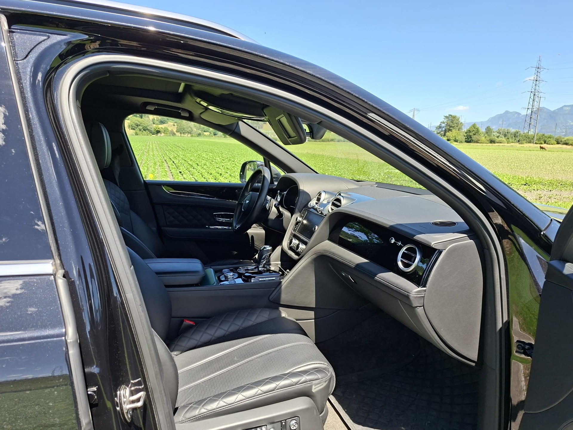 BENTLEY Bentayga W12 Vollausstattung-image-9