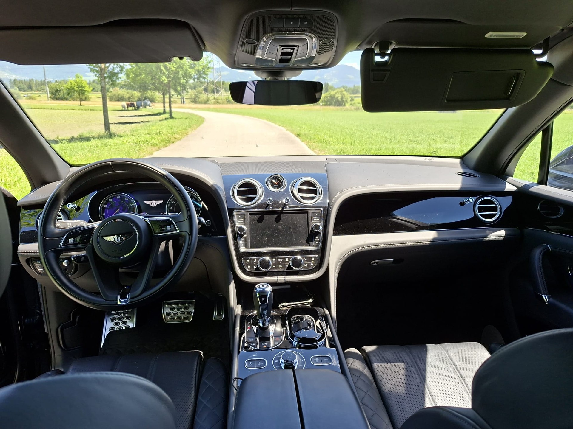 BENTLEY Bentayga W12 Vollausstattung-image-4