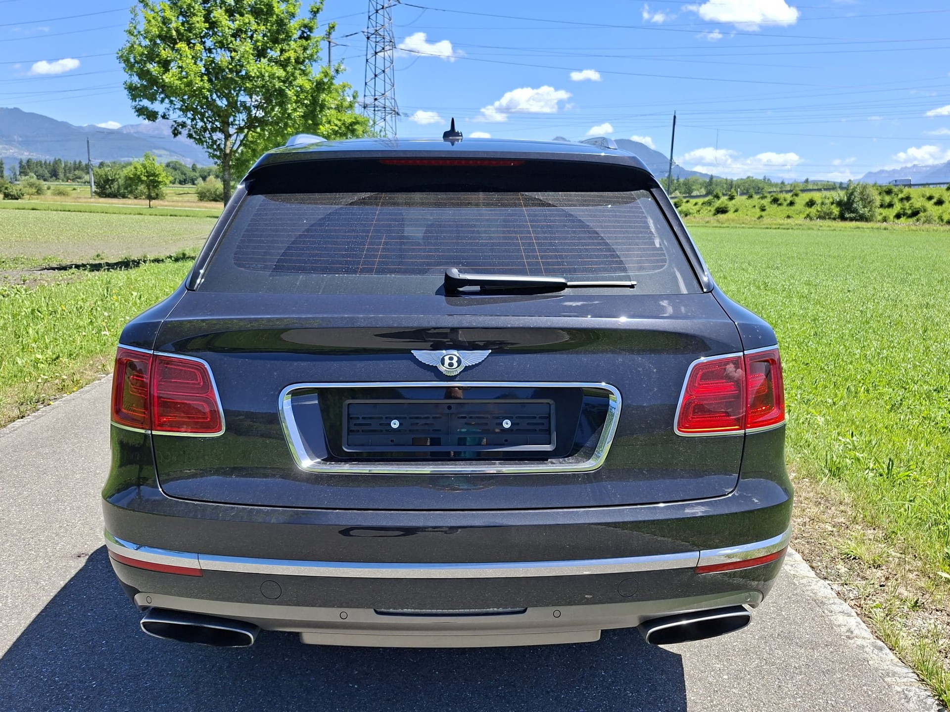 BENTLEY Bentayga W12 Vollausstattung-image-2