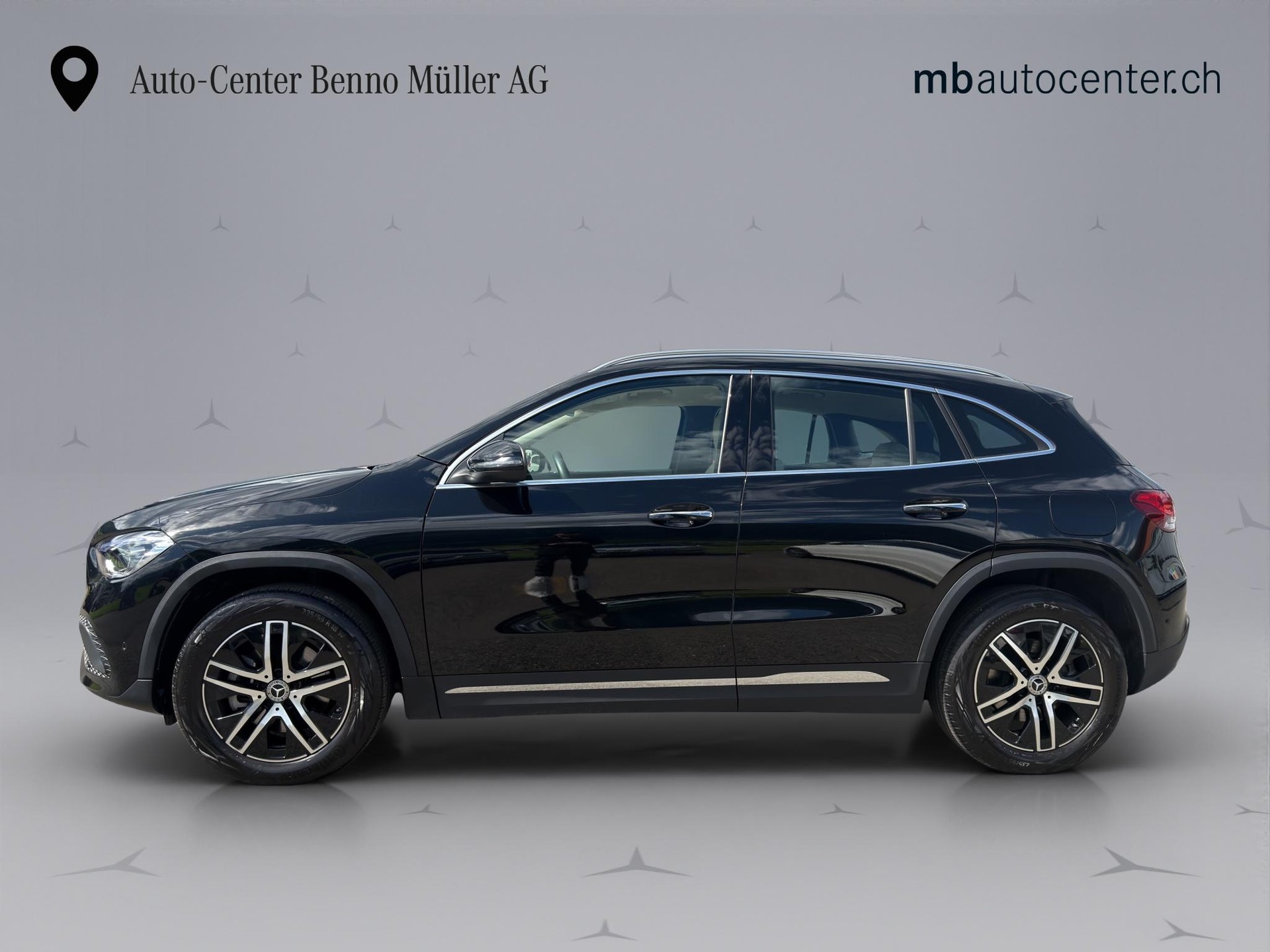 MERCEDES-BENZ GLA 250 Progressive 4matic-image-1