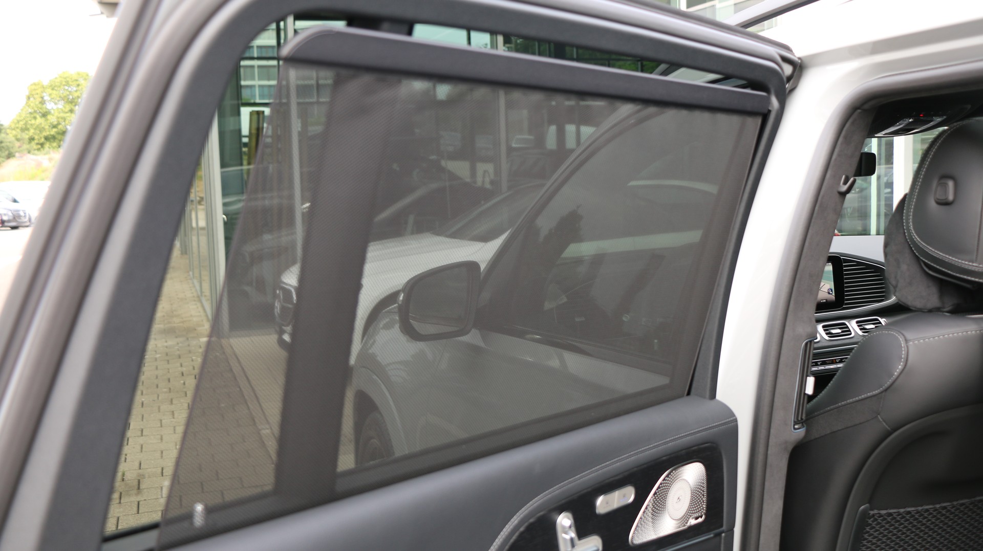 MERCEDES-BENZ GLS 450 d 4MATIC-image-10