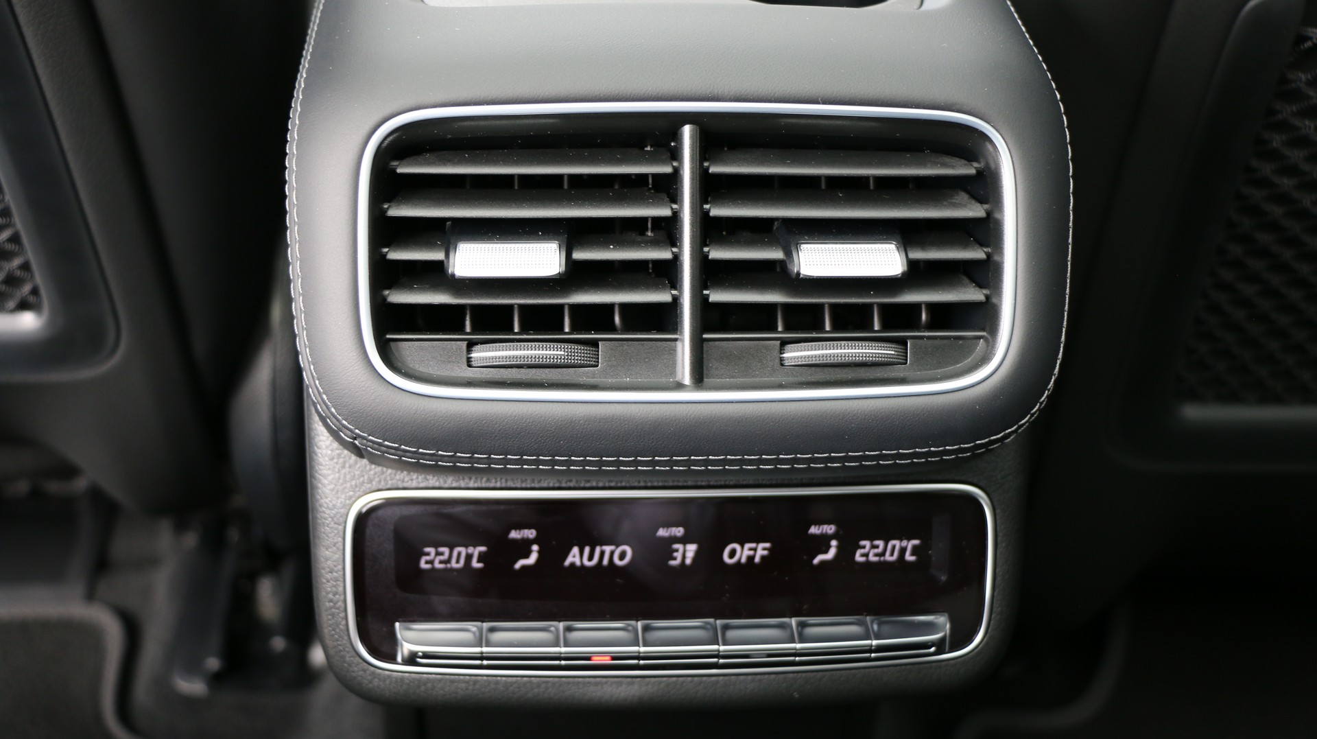 MERCEDES-BENZ GLS 450 d 4MATIC-image-12