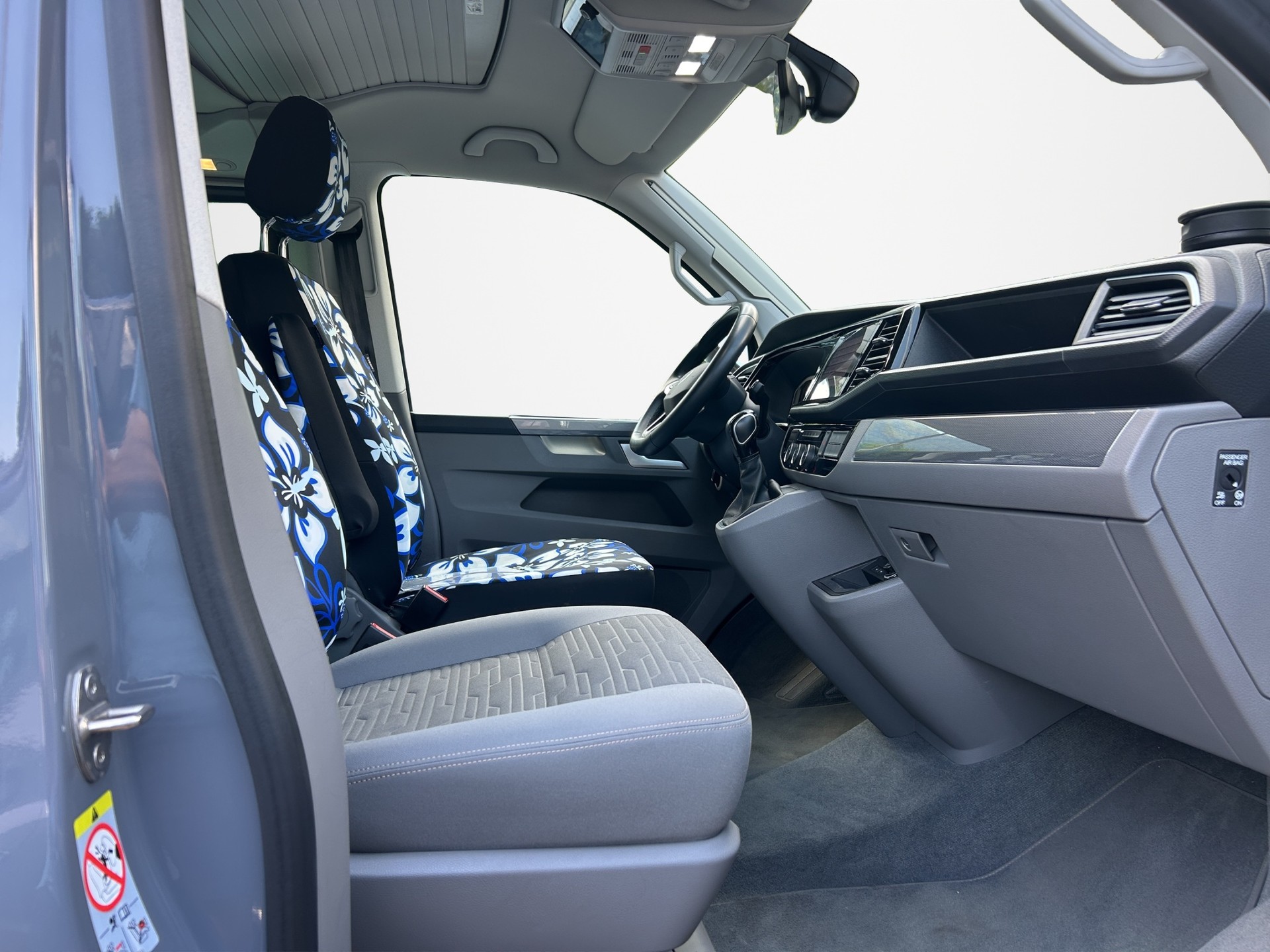 VW T6.1 California 2.0 TDI Ocean Edition Liberty 4Motion DSG-image-5