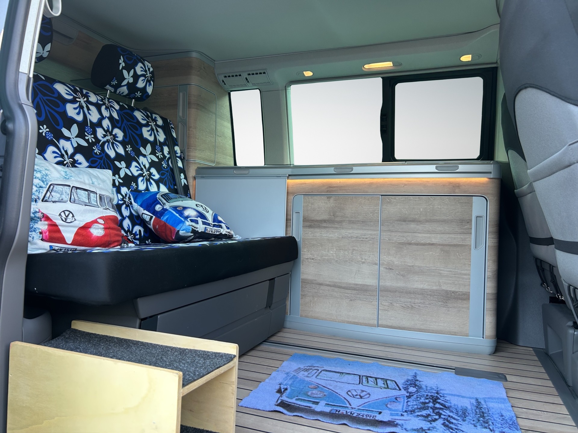 VW T6.1 California 2.0 TDI Ocean Edition Liberty 4Motion DSG-image-6