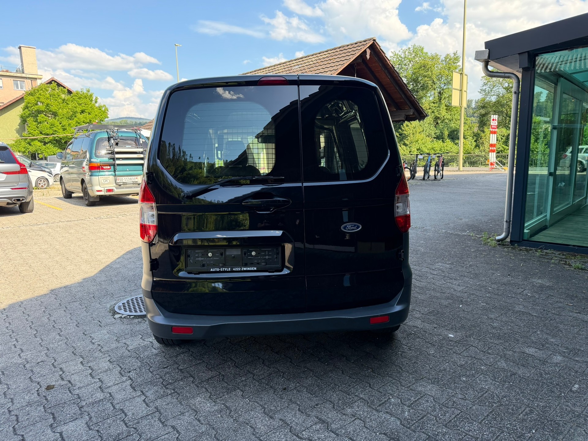 FORD Transit Courier Van 1.0 EcoBoost Ambiente-image-4