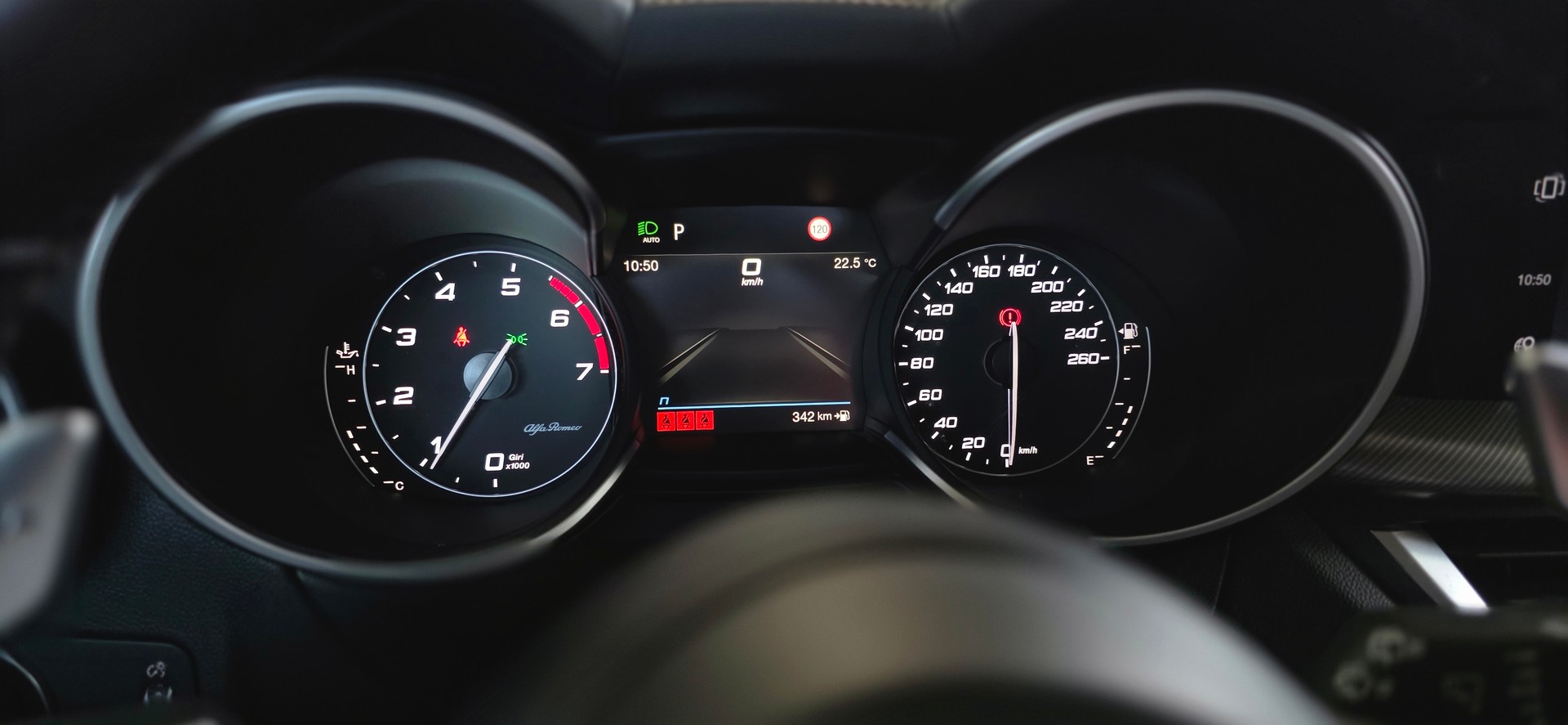 ALFA ROMEO Stelvio 2.0 Veloce Q4 Automatic-image-14