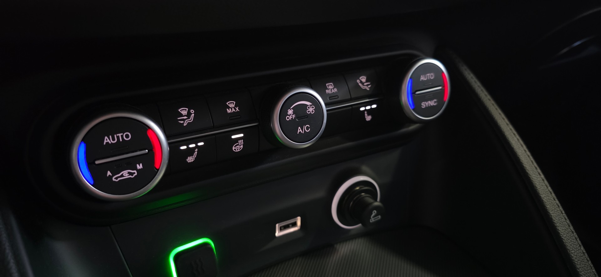 ALFA ROMEO Stelvio 2.0 Veloce Q4 Automatic-image-17