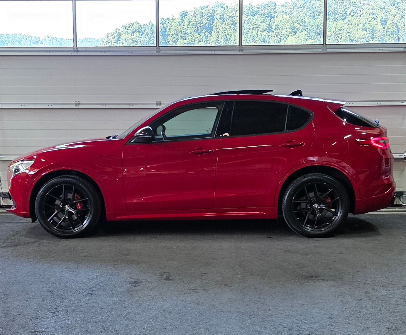 ALFA ROMEO Stelvio 2.0 Veloce Q4 Automatic-image-1