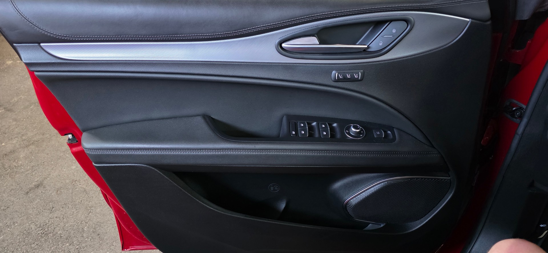 ALFA ROMEO Stelvio 2.0 Veloce Q4 Automatic-image-24