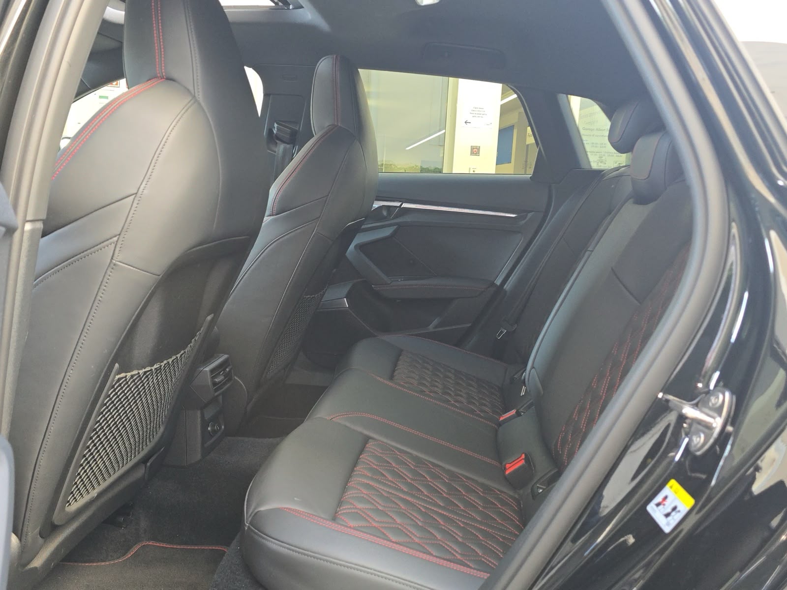 AUDI A3 Sportback 40 TFSI S line quattro S-tronic-image-7