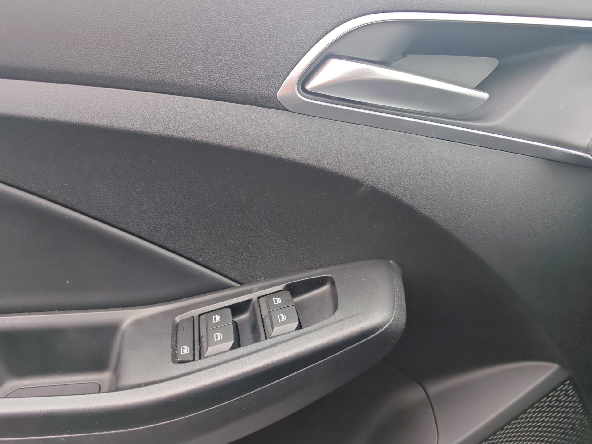 MG 3 1.5 Hybrid Luxury Aut.-image-21