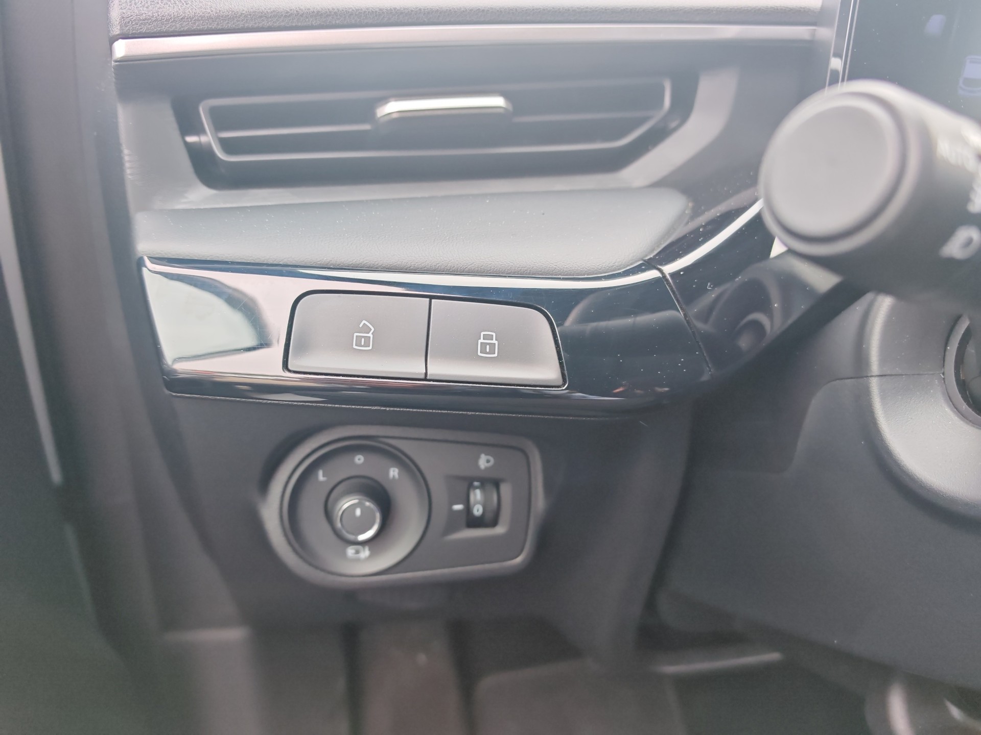 MG 3 1.5 Hybrid Luxury Aut.-image-16