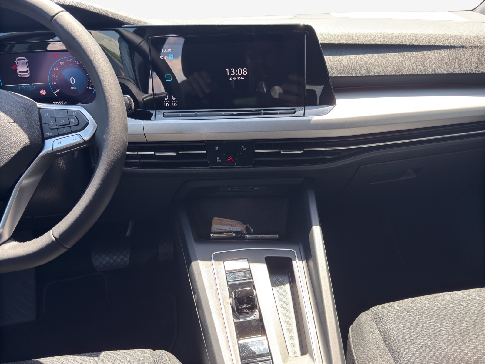 VW Golf 1.0 eTSI mHEV ACTLife DSG-image-10