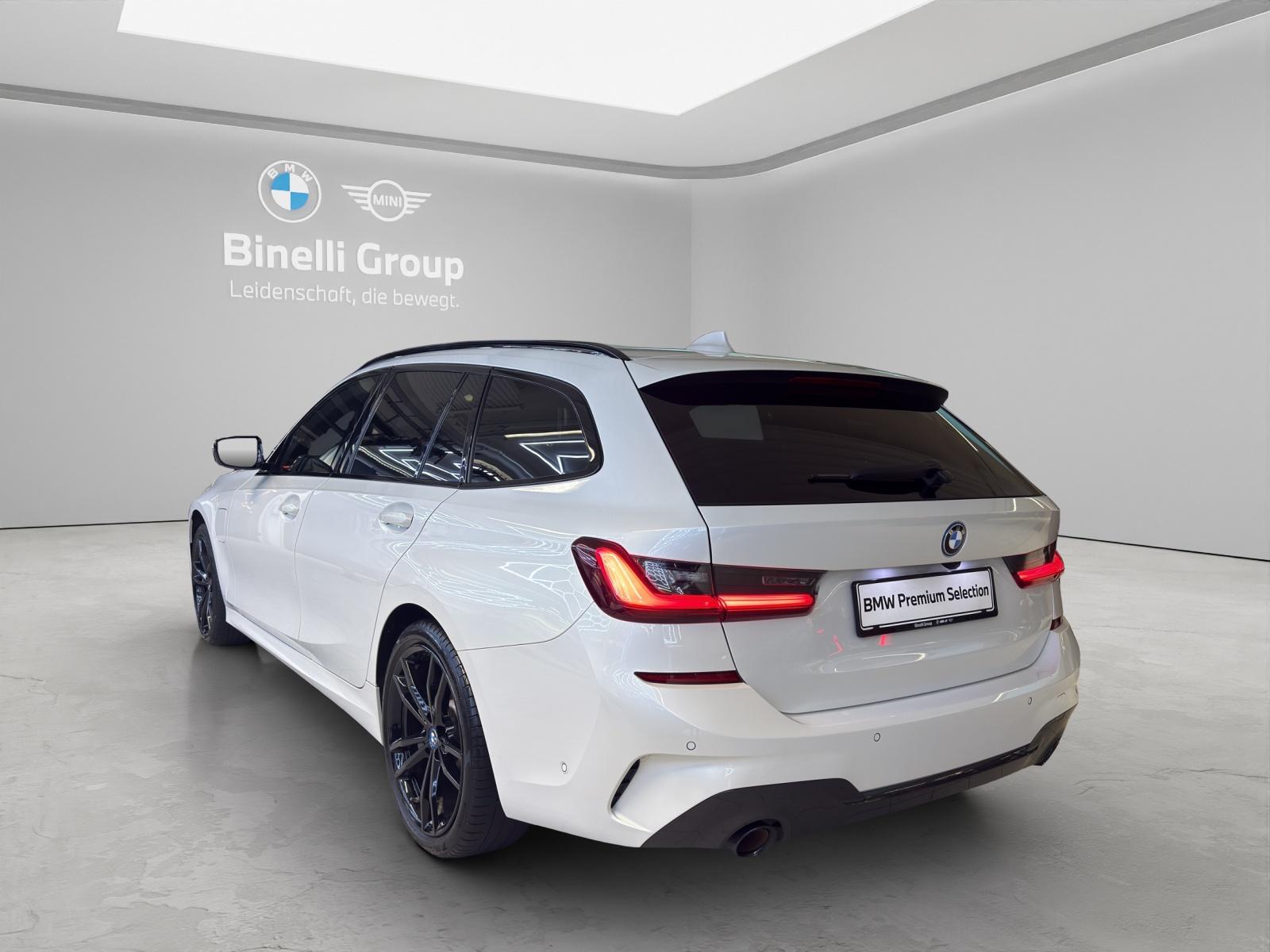 BMW 330e xDrive Touring M-SportPaket-image-3