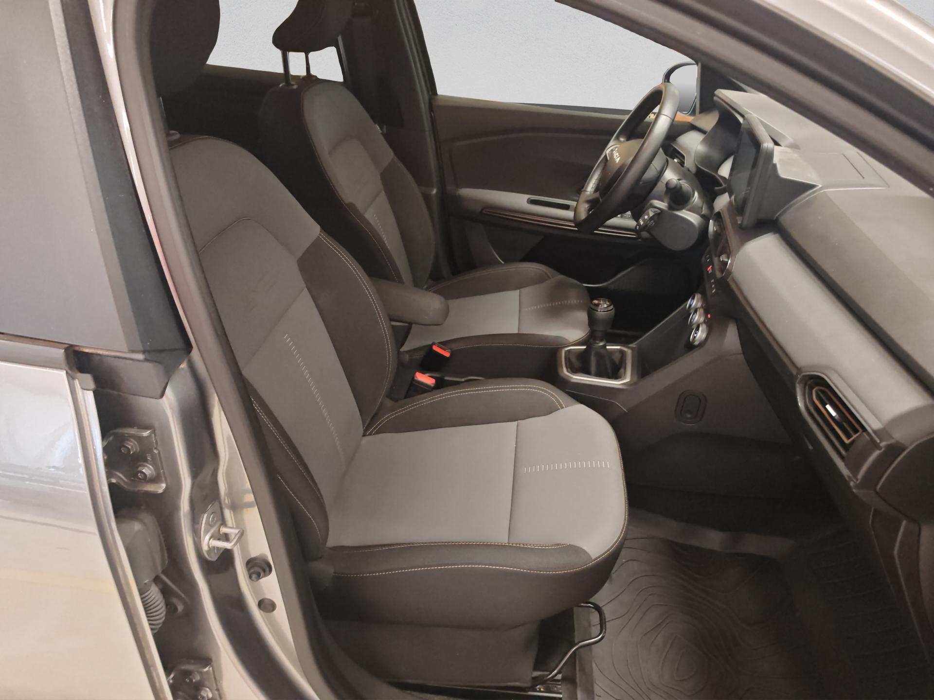 DACIA Jogger TCe 110 Extreme-image-16