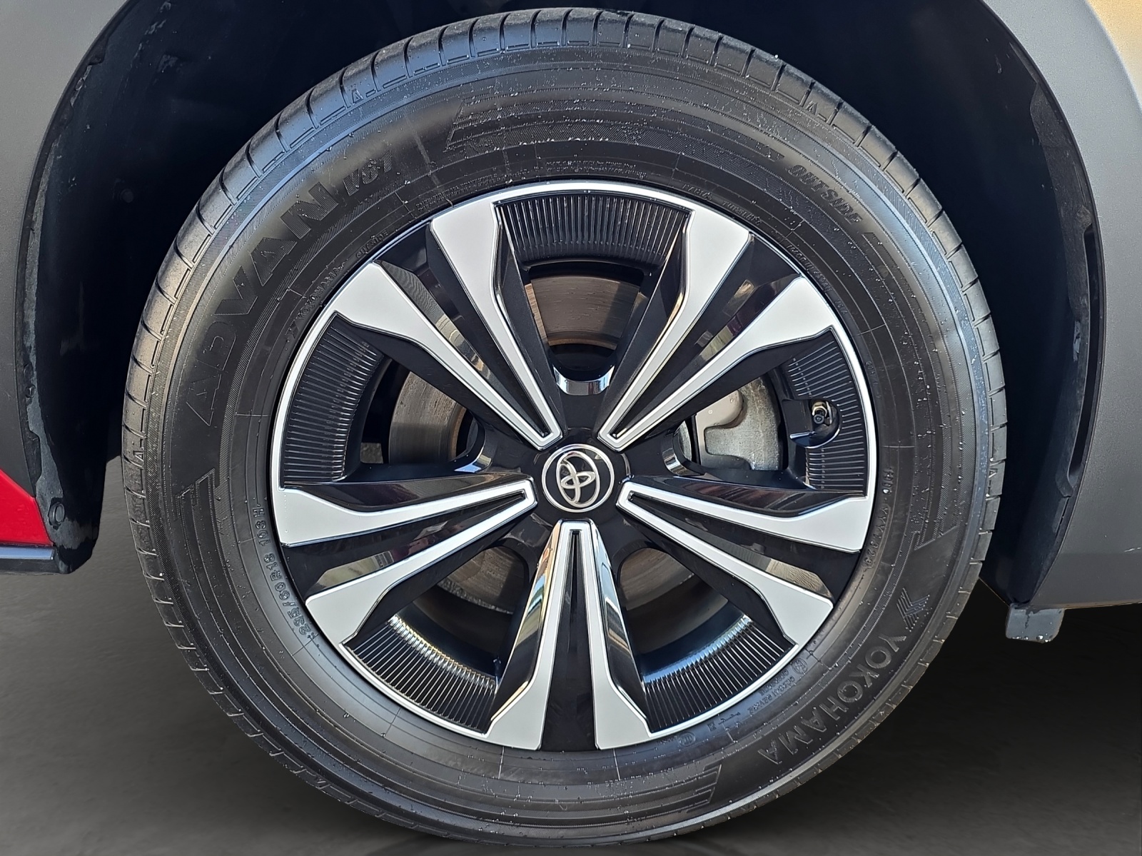 TOYOTA bZ4X Style-image-14