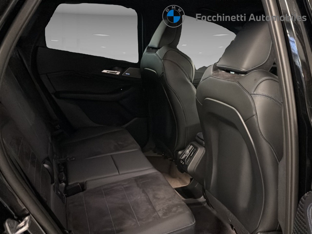BMW 220i Active Tourer M Sport DKG-image-11