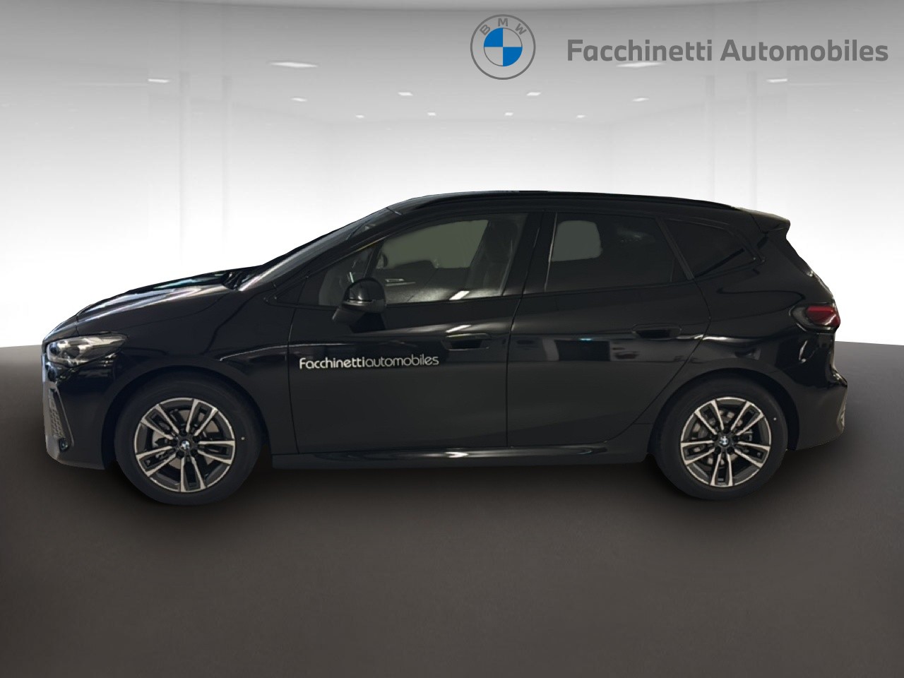 BMW 220i Active Tourer M Sport DKG-image-1