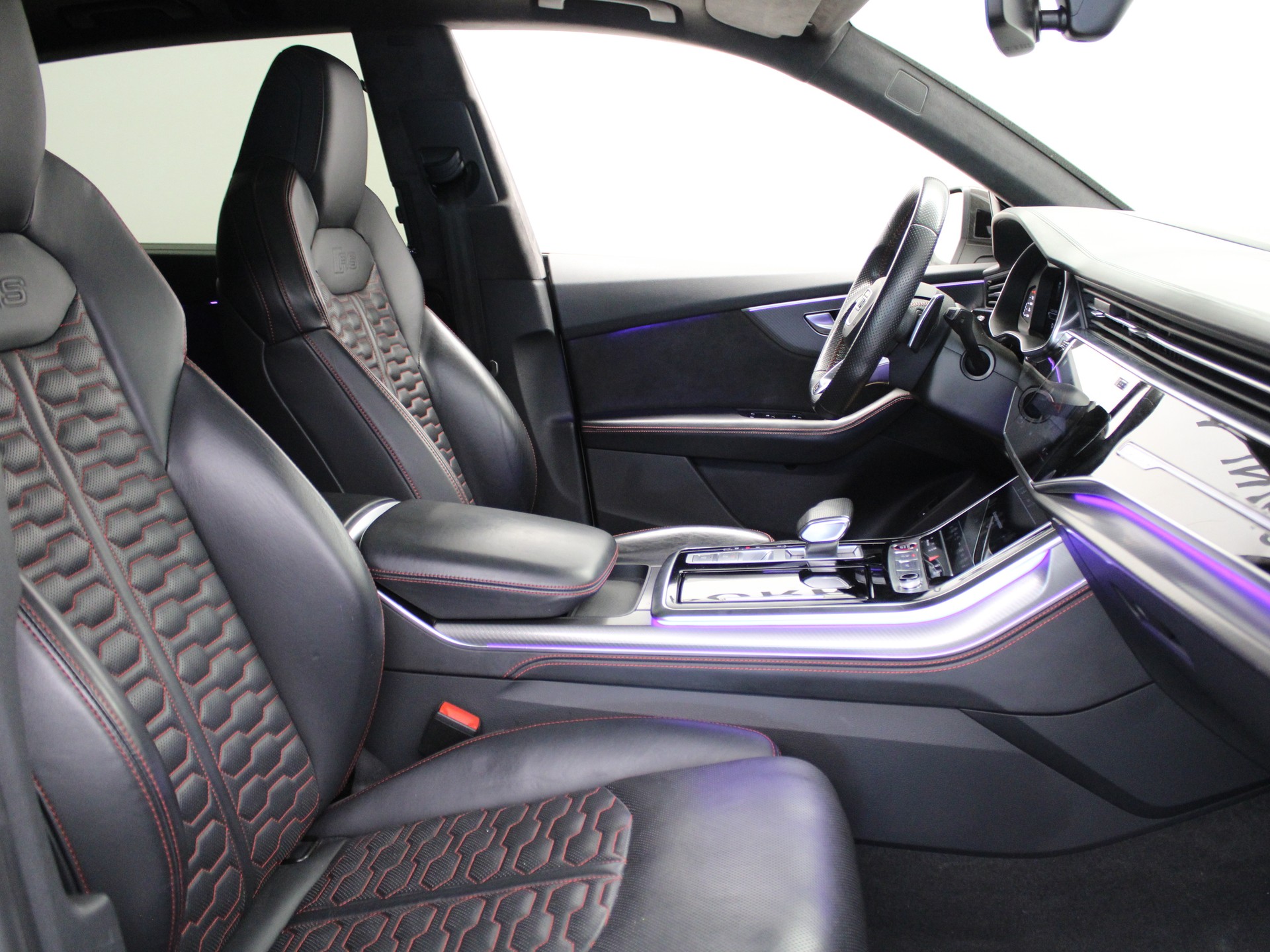 AUDI RSQ8 quattro tiptronic-image-6